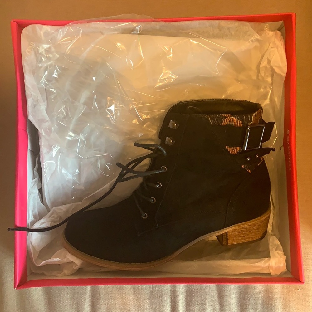 Black Bootie